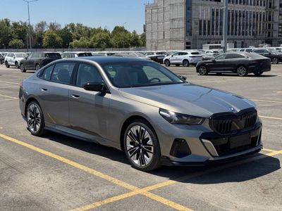 BMW I 5 35 L Full. Grey Rangi 15 Avgust Natariuska Tayyor bo’ladi.