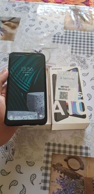 Samsung Galaxy A10s sotiladi telefon
