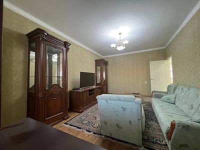 Улица Ойбек 3х комнатная в аренду