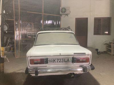 Vaz2106 sotiladi
