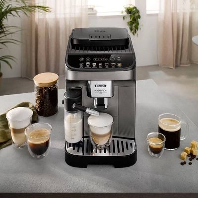 Kofemashina Delonghi