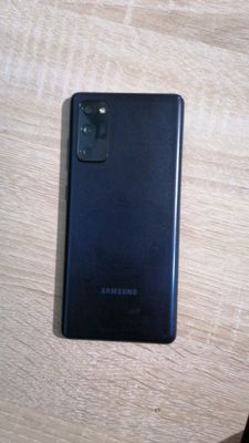 telefon sotiladi Samsung s20 fe 5G 128 gb pubga