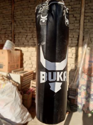 Boks qopi sotiladi yangi holatda