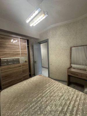 Yunusobod tumani Bodomzor metro yaqinida oilaga yoki studentlarga kv