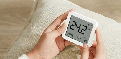 Термогигрометр с часами Mi Smart Temperature and Humidity Monitor 3