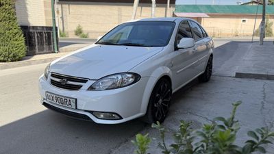Gentra srochno avtomat