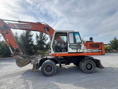 Экскаватор DAEWOO SOLAR-200W