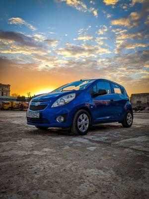 Chevrolet Spark sotiladi