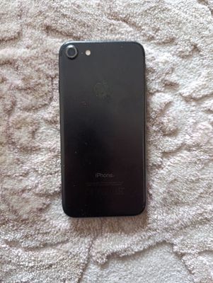 Iphone 7 32tali sotiladi