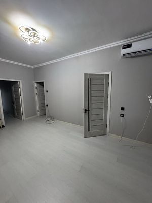 Продается 2х квартира 2/2/4. Чиланзарский район, ориентир: таможня