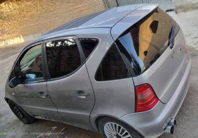 Mercedes-Benz a class 140