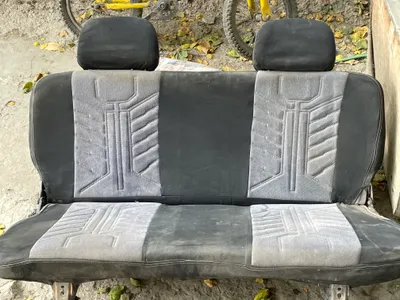 Кресло от дамаса