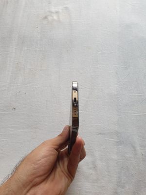 Iphon 12 pro kafolati bn