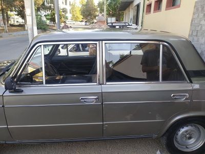 Jiguli vaz2106 sotiladi yili 2000