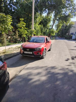 Лада Веста Кросс