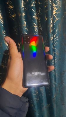 Samsung A31 ideal