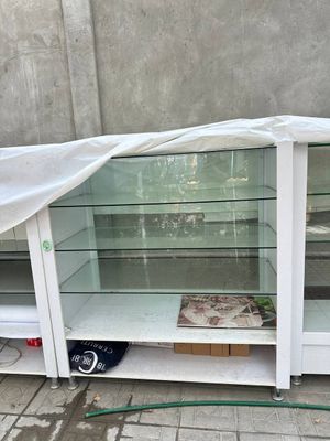 Vitrinalar Sotuvda do'konlar uchun