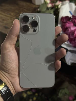 iPhone 15 Pro Max Natural Titan