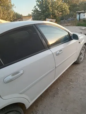 Ласитти 2006 йил питно