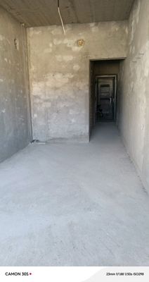 Shxarni kindigidan 1 xona karobkamiz sotiladi 1 etaj