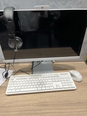 Моноблок продается новый 1-2 раза включался