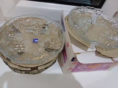 Стеклянные тарелки 6 шт