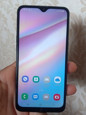 Samsung a10s сотилади