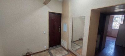 QORA QAMISH 2/4, 3 xonali, 2 etaj, mebel va texnika