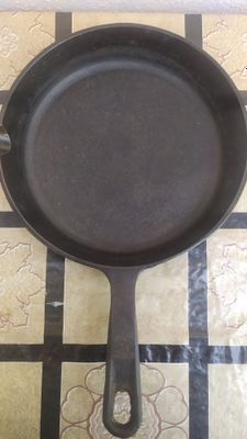 Сковородка чугунная СССР 24 см,
