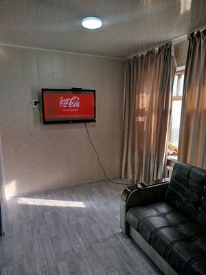 сдаётся однакомная квартира 270$  есть комиссия