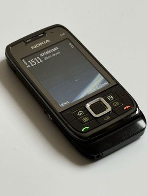 NOKIA E66 в родном корпусе