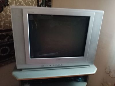 Телевизор сатылады.