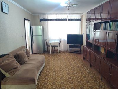 Аренда 3 комнатной, Шота Руставели,Аския базар
