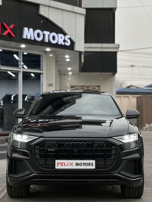 Audi Q8 55 TFSI S-line