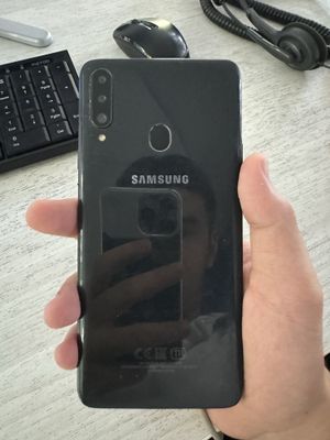 Samsung A20s продается