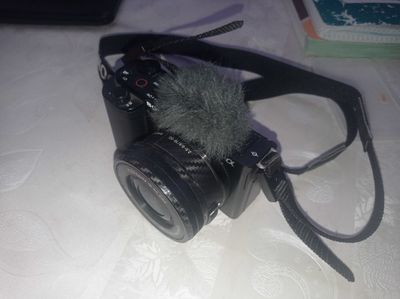 Sony ZV E-10 (body)