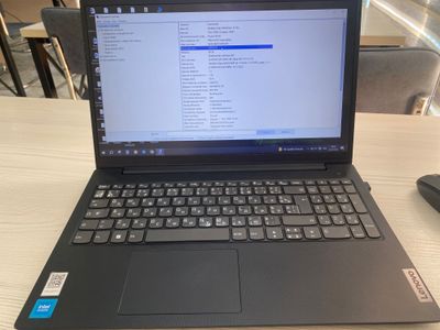 Lenovo V15 G2 i3 11-avlod 8GB RAM SSD 256GB Ideal holat Tezda sotiladi