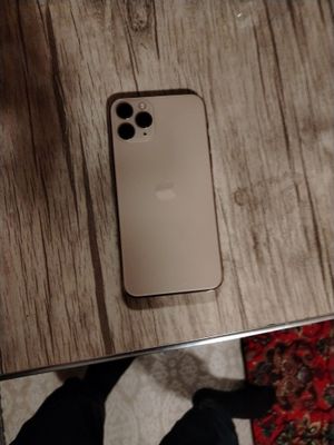 iphone 11pro sotiladi icloudga tushgan