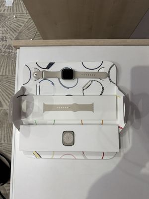Apple watch 8 , 41 mm