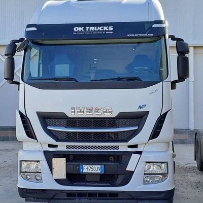 IVECO Фура грузовой