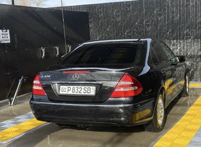 Mersedessbens W211 yili 2003. Нархи 13500$