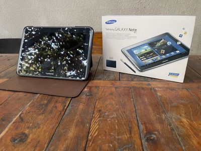 Продам galaxy note 10.1