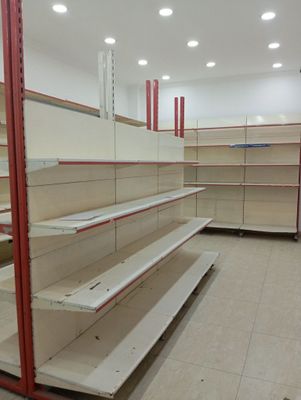Stelaj sotiladi.1000$. Yana kelishtirsa boladi
