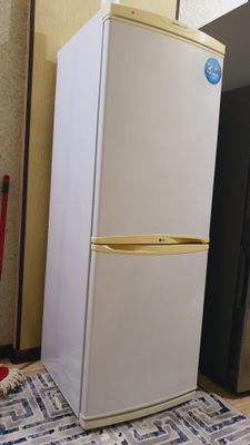Холодильник LG оригинал