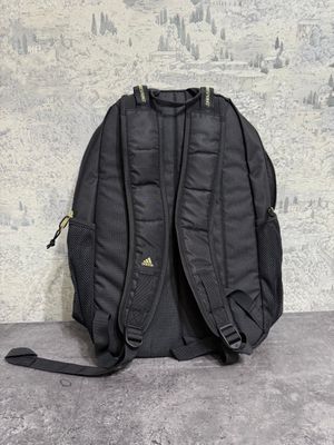 Adidas sumka