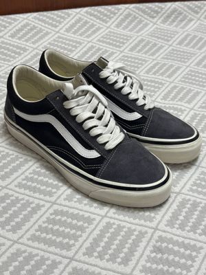 продам оригинальные кеды vans, как новые