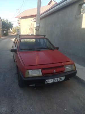 Vaz 2109 sotiladi