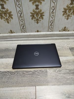 Dell Intel Core i7-8650U (4 yadro / 8 patok) 8/256gb