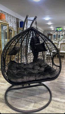ту́килган мебел