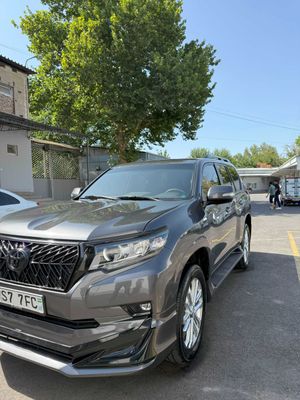Срочно сотилади а Toyota Prado 150
